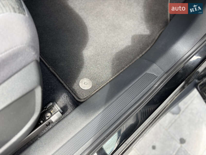 Позашляховик / Кросовер Volkswagen ID.4 2023 в Івано-Франківську