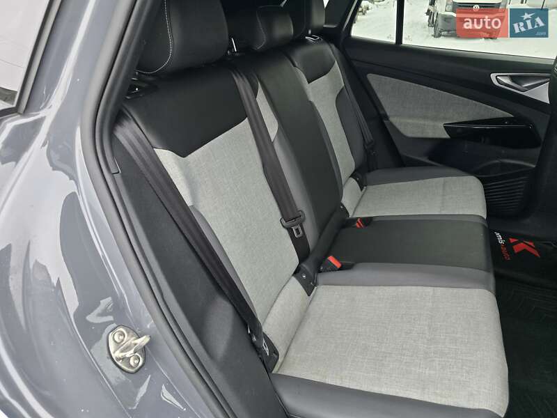 Внедорожник / Кроссовер Volkswagen ID.4 2023 в Хмельницком