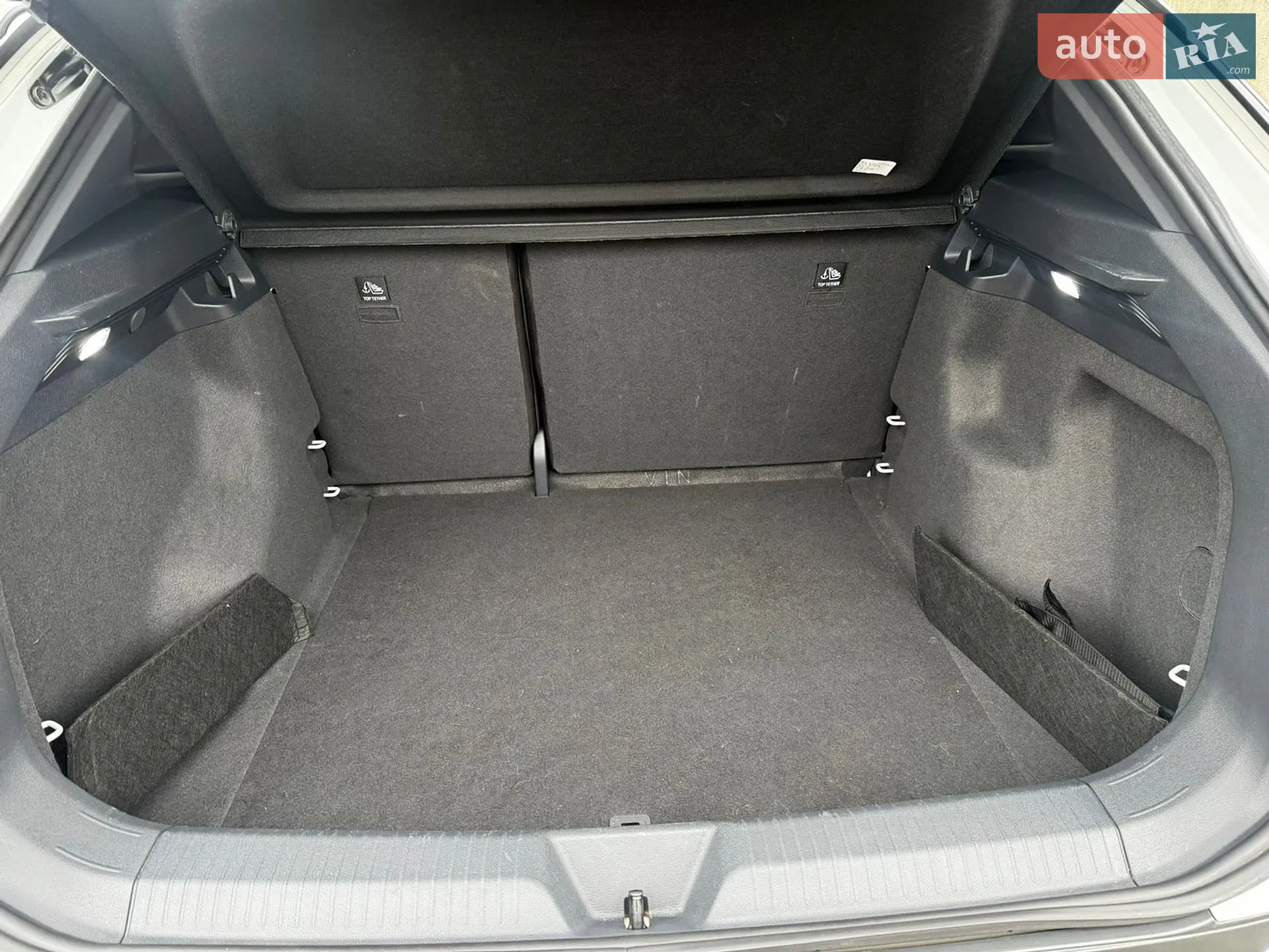 2021 Volkswagen ID.4 - мініатюра 8