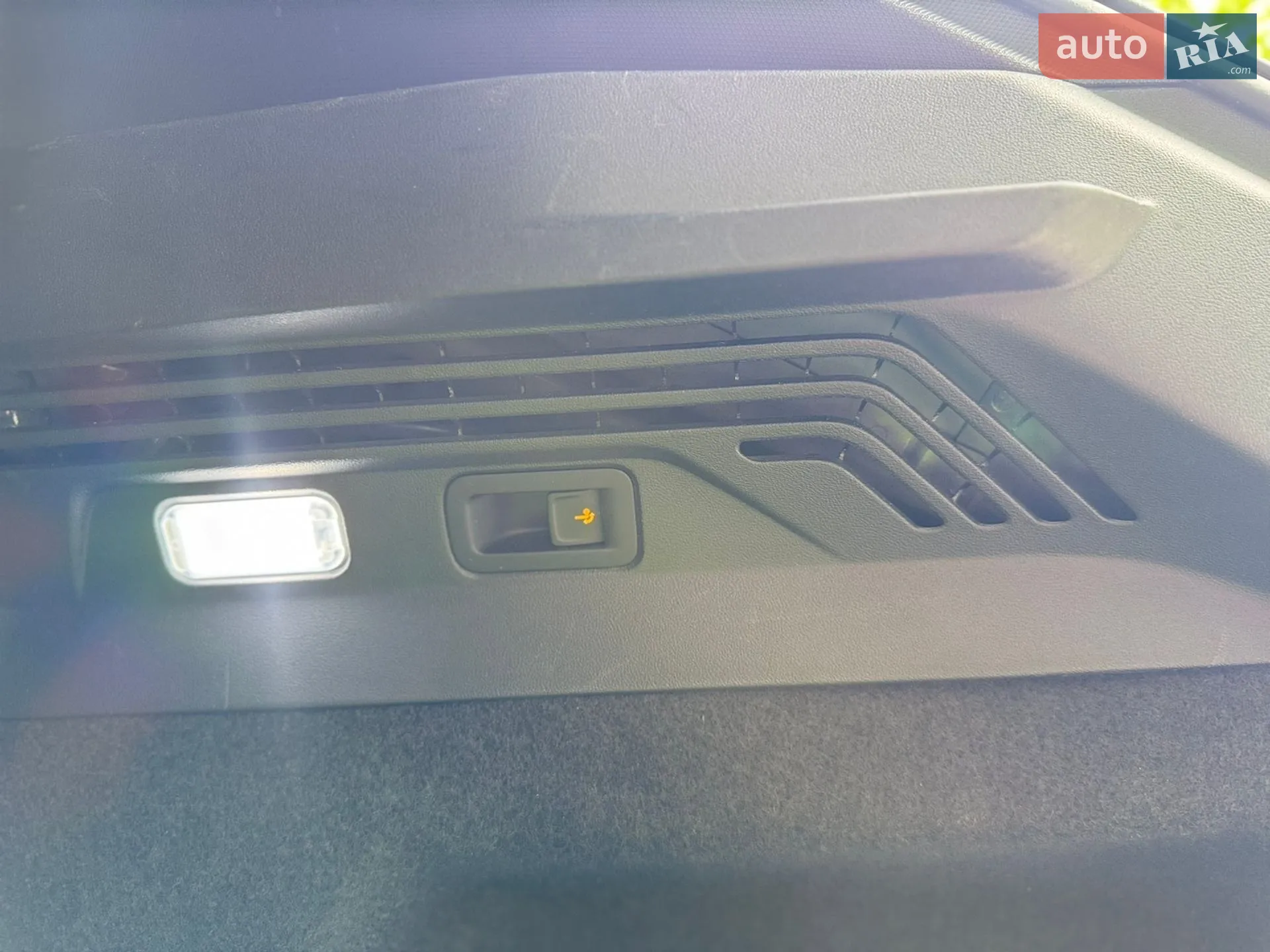 2021 Volkswagen ID.4 - мініатюра 11