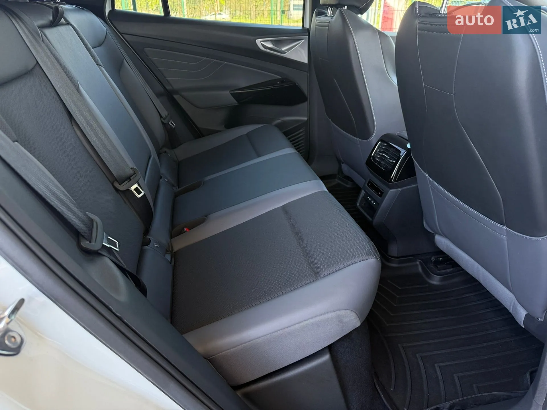 2023 Volkswagen ID.4 - мініатюра 14