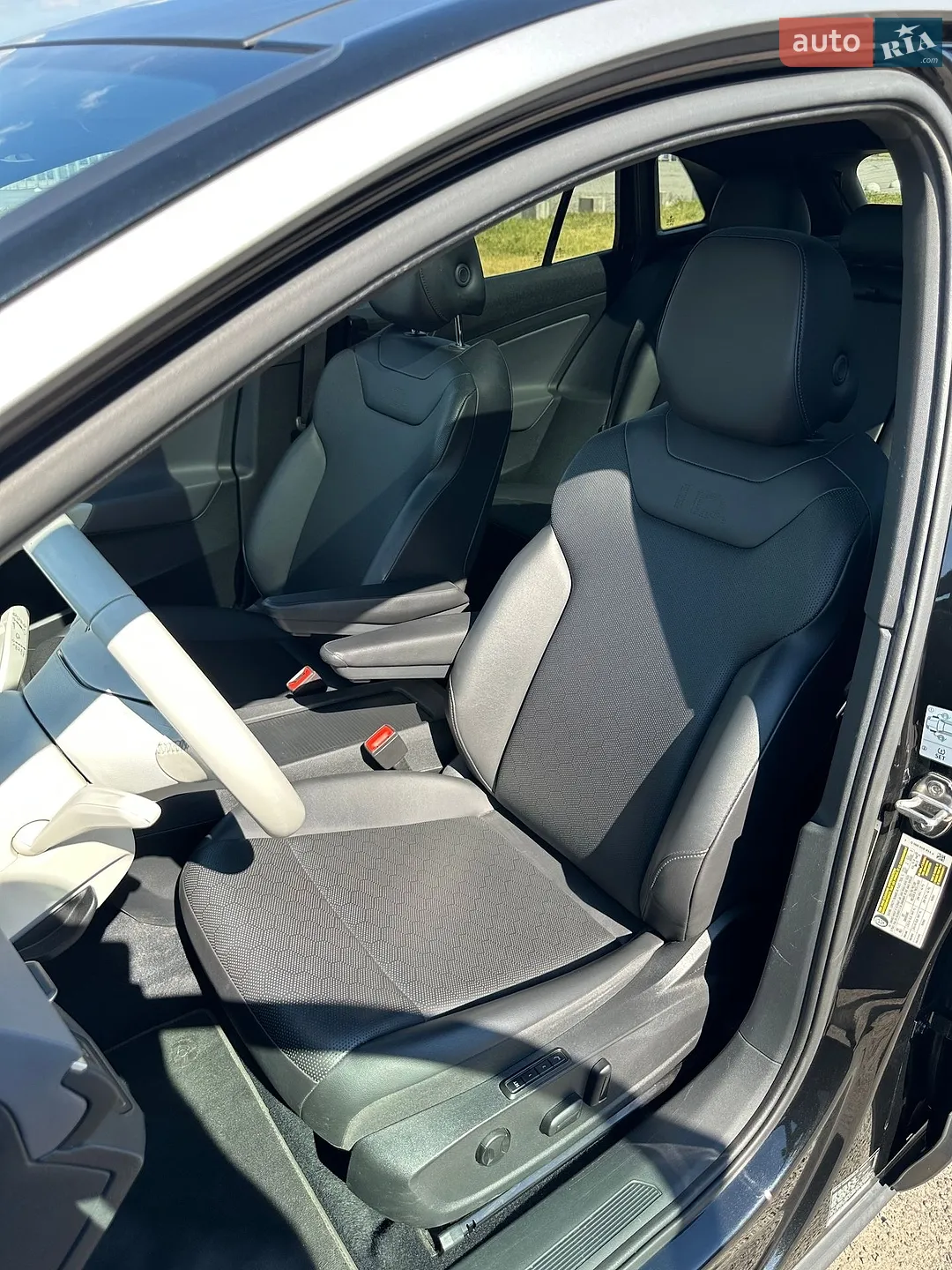 2021 Volkswagen ID.4 - мініатюра 33