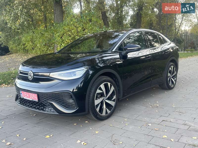 Внедорожник / Кроссовер Volkswagen ID.5 2023 в 