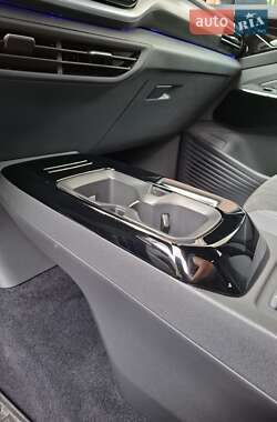 Внедорожник / Кроссовер Volkswagen ID.5 2023 в 