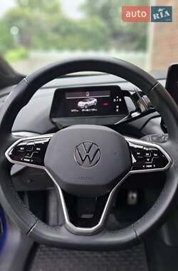 Внедорожник / Кроссовер Volkswagen ID.5 2023 в 