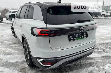 Внедорожник / Кроссовер Volkswagen ID.6 Crozz 2022 в 
