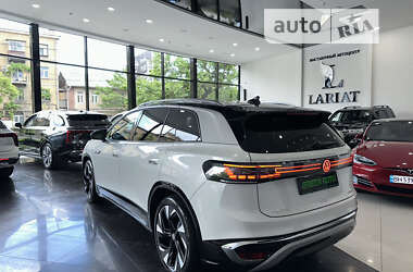 Позашляховик / Кросовер Volkswagen ID.6 Crozz 2021 в 