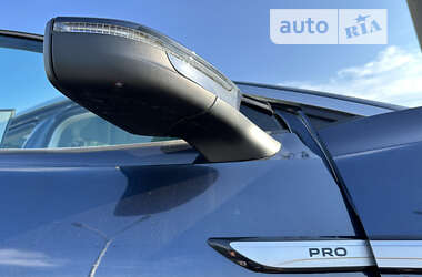Позашляховик / Кросовер Volkswagen ID.6 Crozz 2022 в 