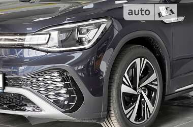 Внедорожник / Кроссовер Volkswagen ID.6 Crozz 2023 в 