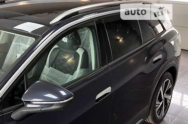 Внедорожник / Кроссовер Volkswagen ID.6 Crozz 2023 в 