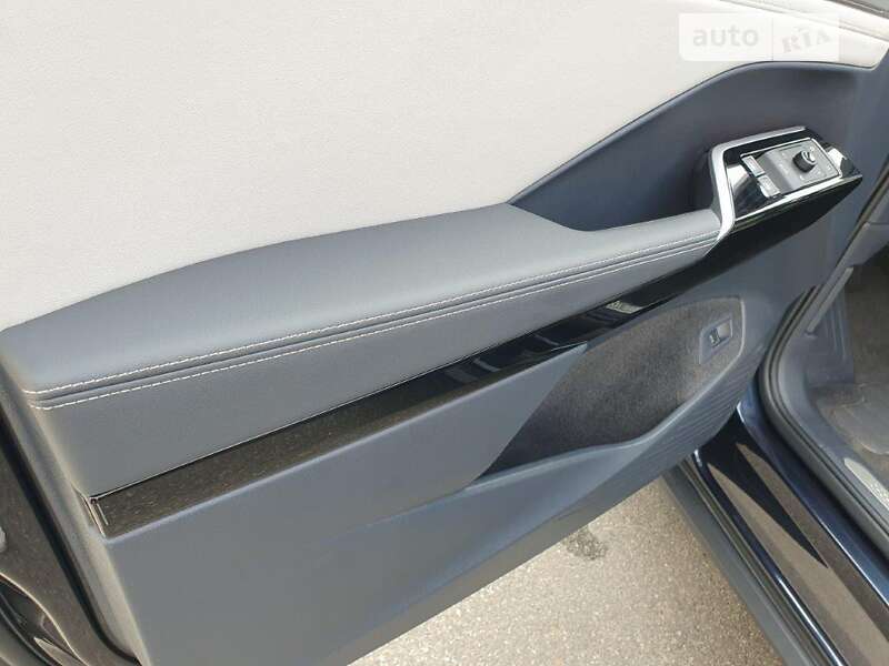 Внедорожник / Кроссовер Volkswagen ID.6 Crozz 2021 в Киеве