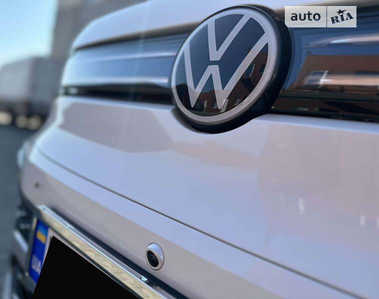 Внедорожник / Кроссовер Volkswagen ID.6 Crozz 2023 в Сумах