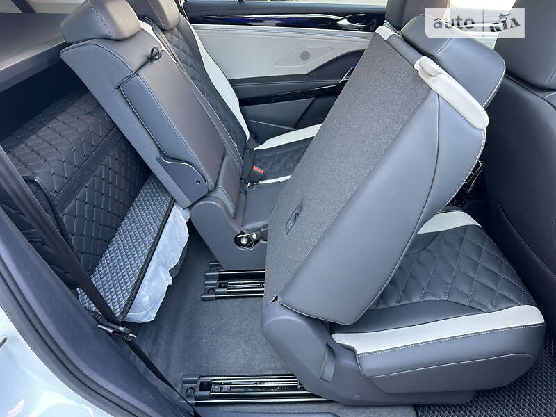 Внедорожник / Кроссовер Volkswagen ID.6 Crozz 2023 в Сумах