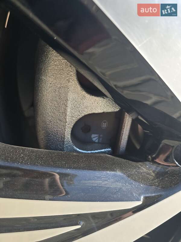 Внедорожник / Кроссовер Volkswagen ID.6 Crozz 2022 в Бердичеве