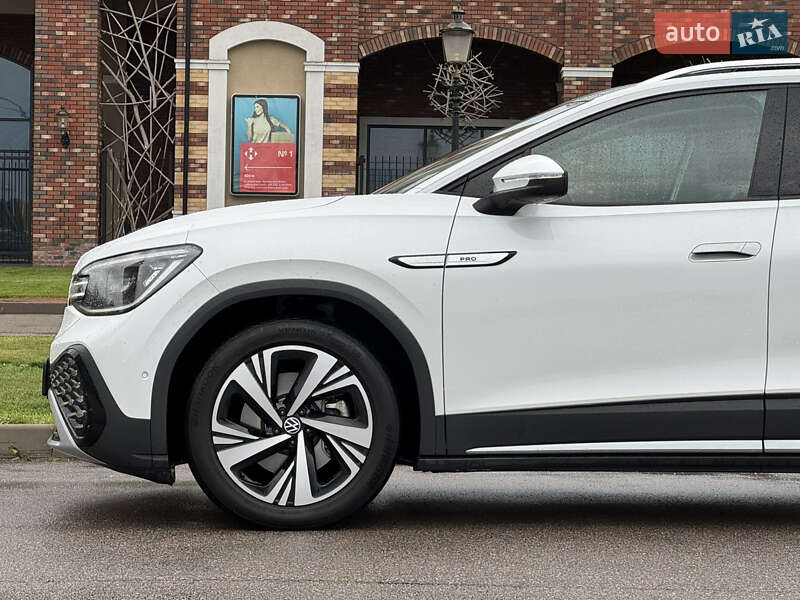 Позашляховик / Кросовер Volkswagen ID.6 Crozz 2022 в Києві