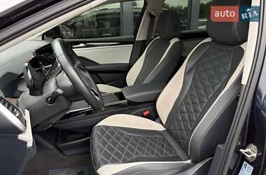Внедорожник / Кроссовер Volkswagen ID.6 Crozz 2021 в 