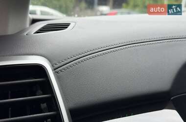 Внедорожник / Кроссовер Volkswagen ID.6 Crozz 2021 в 