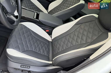 Внедорожник / Кроссовер Volkswagen ID.6 Crozz 2022 в 