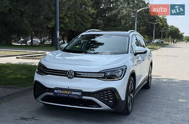 Внедорожник / Кроссовер Volkswagen ID.6 Crozz 2023 в 