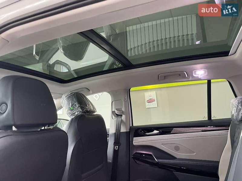Внедорожник / Кроссовер Volkswagen ID.6 Crozz 2024 в Киеве