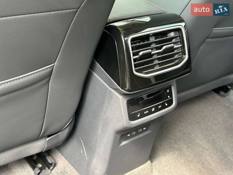 Позашляховик / Кросовер Volkswagen ID.6 Crozz 2022 в Києві