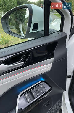 Внедорожник / Кроссовер Volkswagen ID.6 Crozz 2022 в 