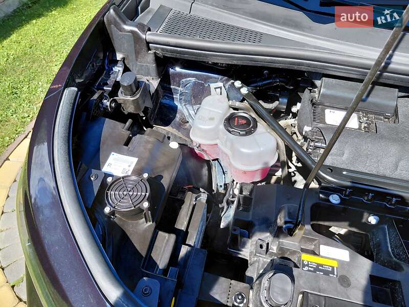 Позашляховик / Кросовер Volkswagen ID.6 Crozz 2022 в Івано-Франківську