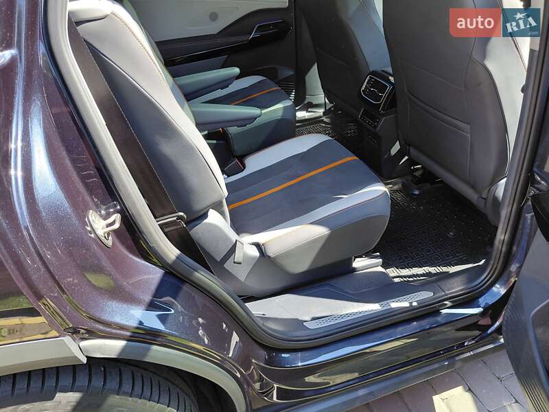 Позашляховик / Кросовер Volkswagen ID.6 Crozz 2022 в Івано-Франківську