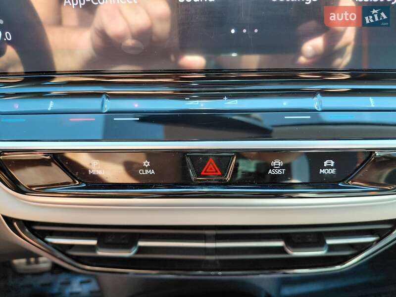 Позашляховик / Кросовер Volkswagen ID.6 Crozz 2022 в Івано-Франківську