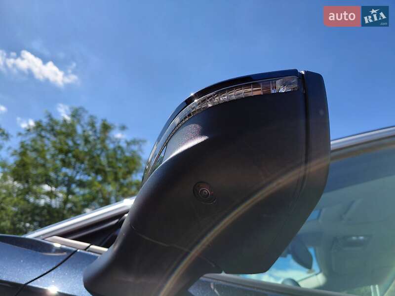 Позашляховик / Кросовер Volkswagen ID.6 Crozz 2022 в Івано-Франківську