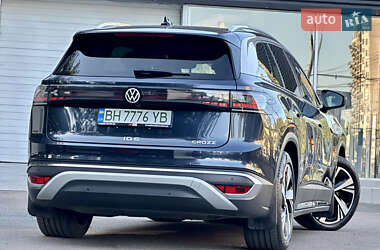 Внедорожник / Кроссовер Volkswagen ID.6 Crozz 2021 в 