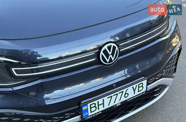 Внедорожник / Кроссовер Volkswagen ID.6 Crozz 2021 в 