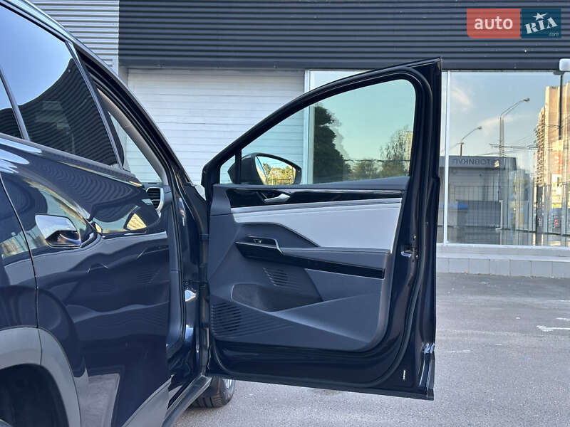 Позашляховик / Кросовер Volkswagen ID.6 Crozz 2021 в Одесі