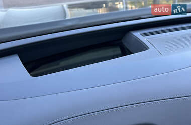 Внедорожник / Кроссовер Volkswagen ID.6 Crozz 2021 в 