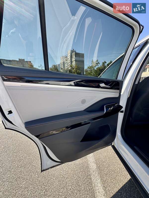 Внедорожник / Кроссовер Volkswagen ID.6 Crozz 2022 в Броварах