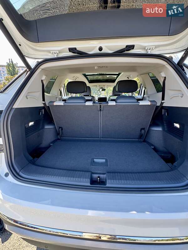 Внедорожник / Кроссовер Volkswagen ID.6 Crozz 2022 в Броварах