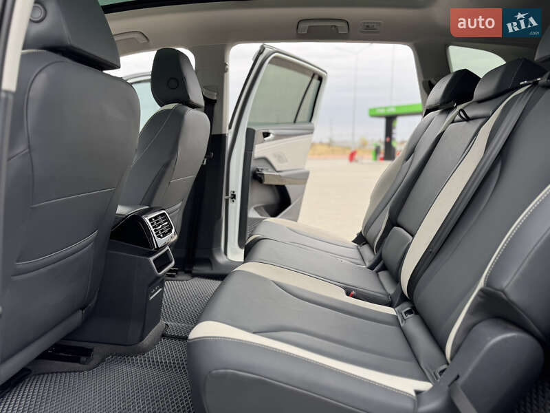 Внедорожник / Кроссовер Volkswagen ID.6 Crozz 2022 в Николаеве