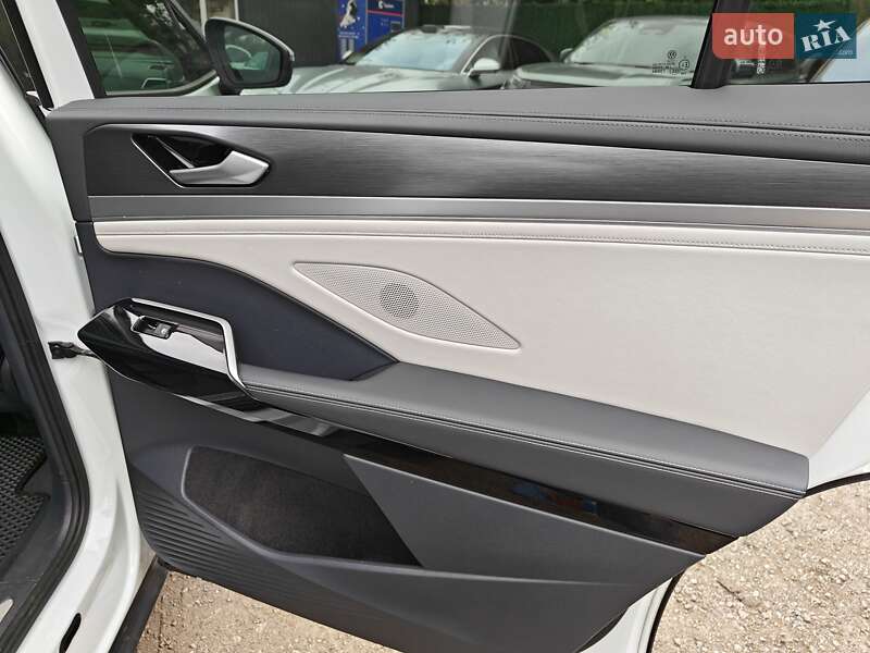 Внедорожник / Кроссовер Volkswagen ID.6 Crozz 2021 в Киеве фото 51 Внедорожник / Кроссовер Volkswagen ID.6 Crozz 2021 в Киеве