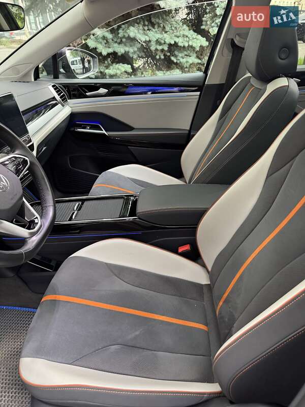 Внедорожник / Кроссовер Volkswagen ID.6 Crozz 2022 в Киеве фото 7 Внедорожник / Кроссовер Volkswagen ID.6 Crozz 2022 в Киеве