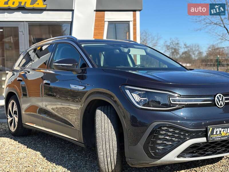 Позашляховик / Кросовер Volkswagen ID.6 Crozz 2023 в Стрию