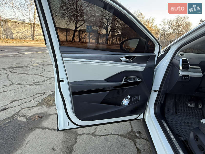 Внедорожник / Кроссовер Volkswagen ID.6 Crozz 2022 в Одессе