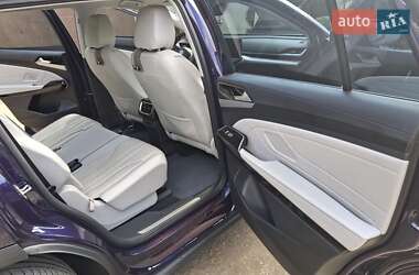 Позашляховик / Кросовер Volkswagen ID.6 X 2021 в 