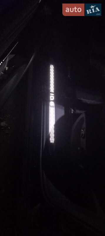 Внедорожник / Кроссовер Volkswagen ID.6 2022 в Запорожье