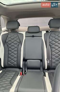 Внедорожник / Кроссовер Volkswagen ID.6 2023 в 
