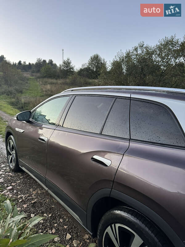 Внедорожник / Кроссовер Volkswagen ID.6 2023 в Бориславе