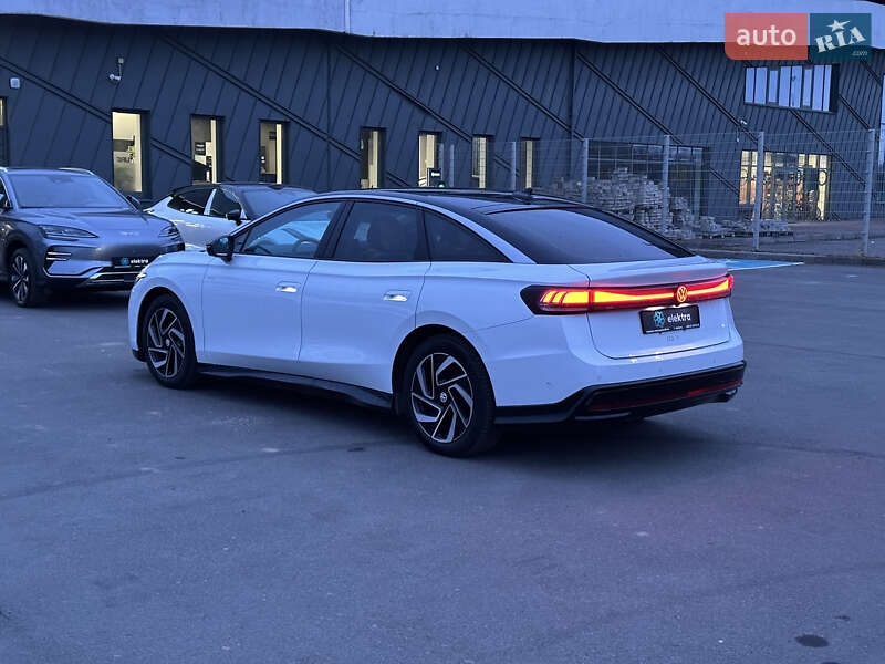 Ліфтбек Volkswagen ID.7 2023 в Львові