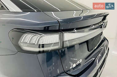 Ліфтбек Volkswagen ID.7 2023 в 