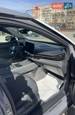 Позашляховик / Кросовер Volkswagen ID. UNYX 2024 в 