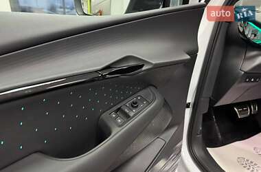 Позашляховик / Кросовер Volkswagen ID. UNYX 2024 в 