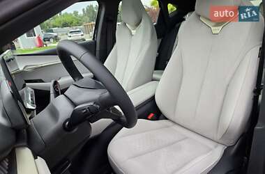 Позашляховик / Кросовер Volkswagen ID. UNYX 2024 в 